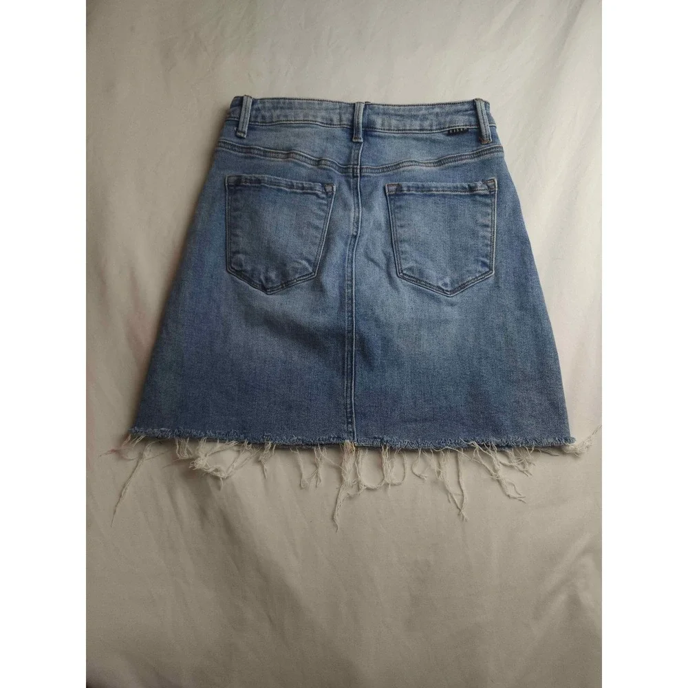 Risen Jeans Distressed Denim Mini Skirt Medium Wash Raw Hem Womens‎ Size M